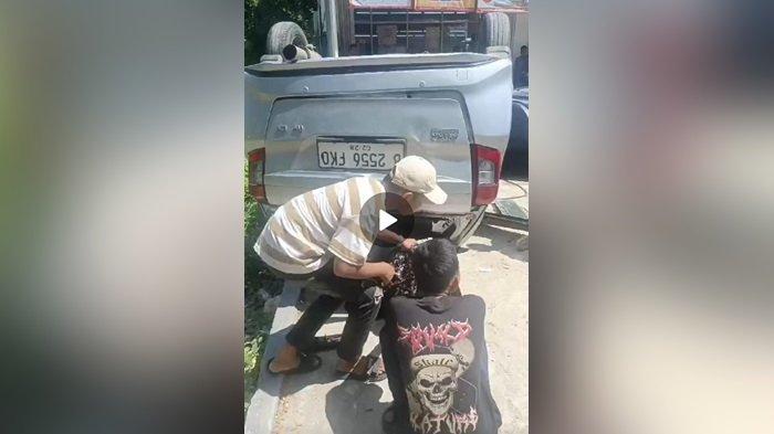 Pecah Ban, Minibus Berpenumpang Terguling di Km 25 Anjir Muara Batola