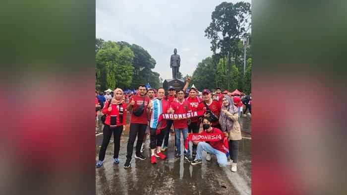 Anggota DPRD Kalsel Bagi Momen Keseruan Nonton Indonesia Melawan Argentina di Stadion GBK Jakarta