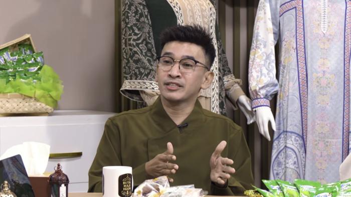 HADAPI COBAAN - Presenter Ruben Onsu beber kunci istikamah sejak jadi mualaf, dicapture Sabtu (28/2/2026).