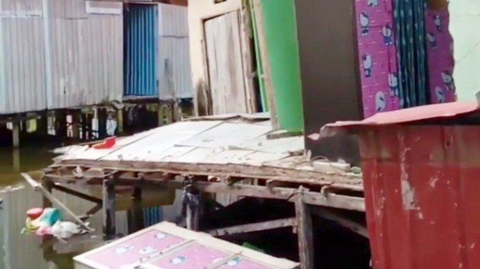 Rumah Ambruk di Berangas Timur Kabupaten Barito Kuala, Tak Ada Korban Jiwa