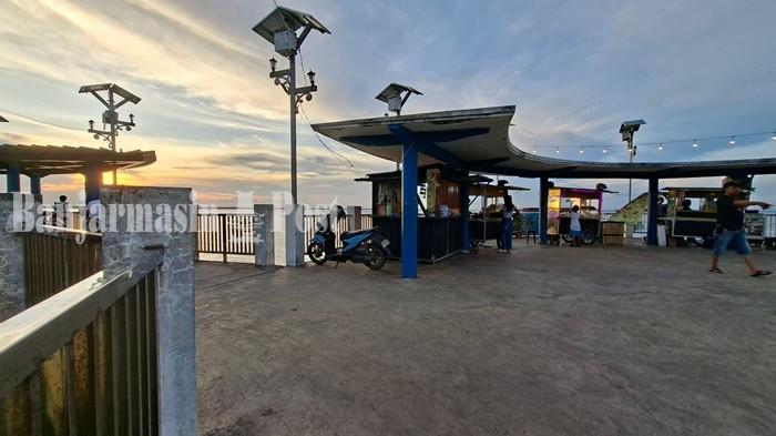 Disediakan Bangku, Pojok Kampung di Rampa Berkah Jadi Tongkrongan Baru Nikmati Sunset di Kotabaru