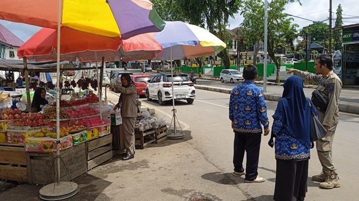 Buka Lapak di Trotoar Kota Paringin, PKL di Balangan Ditertibkan Satpol PP