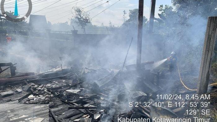 Kronologi Kebakaran Salon di Kota Sampit Kalteng, Warga  Sempat Mendengar Suara Ledakan Kecil