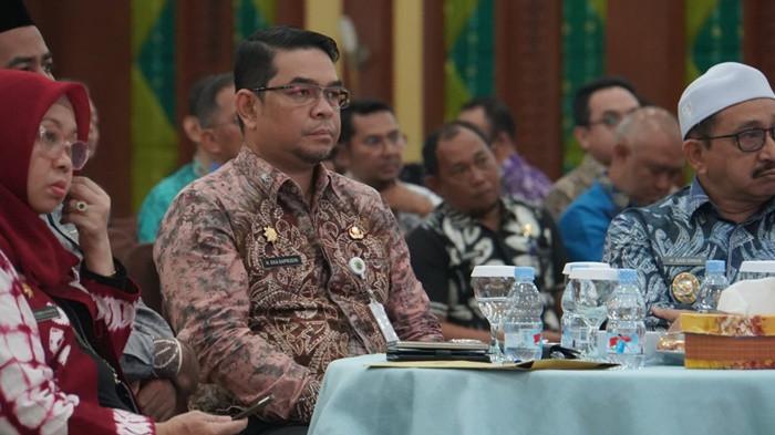 Sekda Kotabaru Eka Saprudin mewakili Bupati Kotabaru saat menghadiri FGD