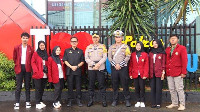 Hadiri Apel Operasi Keselamatan Intan 2024 di Polres Kotabaru, Sekda : Semoga Kecelakaan Menurun