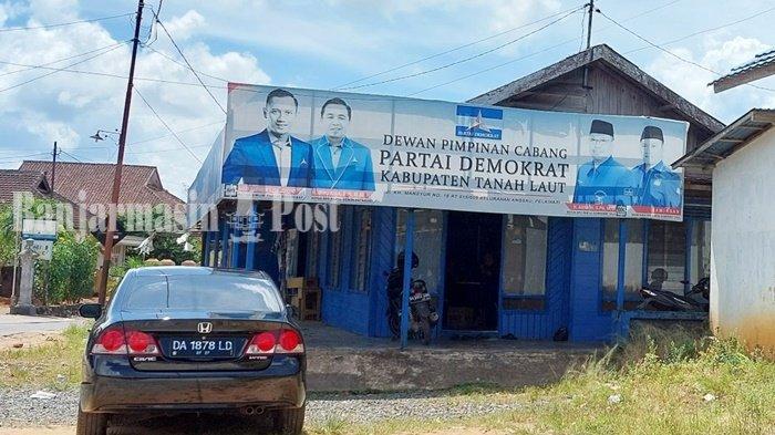 Menjelang Pemilu 2024, Tak Ada Penurunan Baliho Anies Baswedan di Kabupaten Tanah Laut Kalsel
