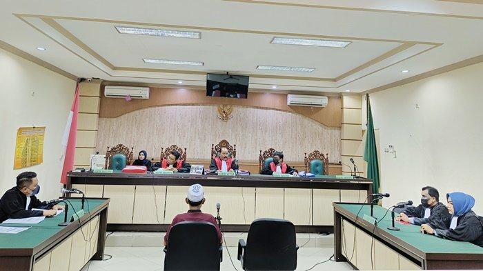 Jaksa Tetap Tuntut Herman Dipenjara 5 Tahun dan Denda Rp 200 Juta pada Kasus Bendungan Tapin