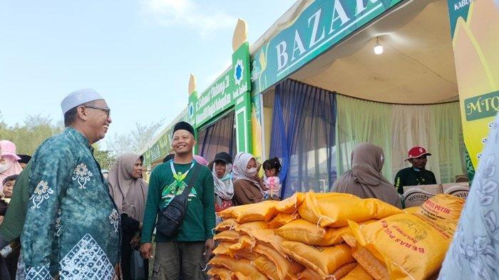 Buka Stand di MTQN XIX Tanbu, LAZIZNU Desa Manunggal Jual Bapok Murah