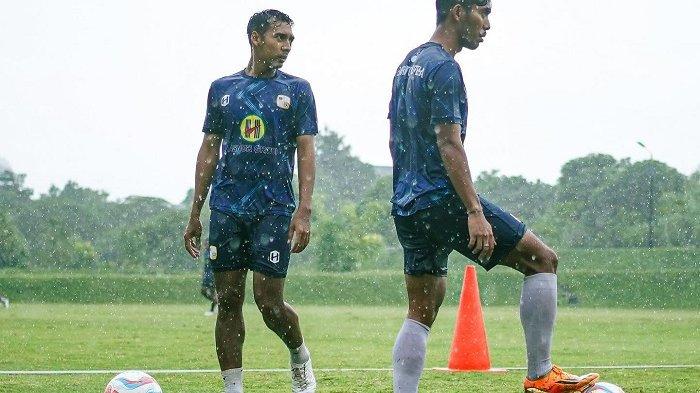 Latihan Diguyur Hujan Coach RD Sebut Tiga Pemain Terserang Demam, Siapa Saja?