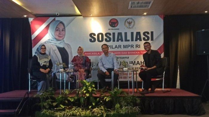 Sosialisasi Empat Pilar MPR RI Berlanjut, Hj Aida Muslimah Sampaikan Materi ke Guru PAUD se-Kalsel