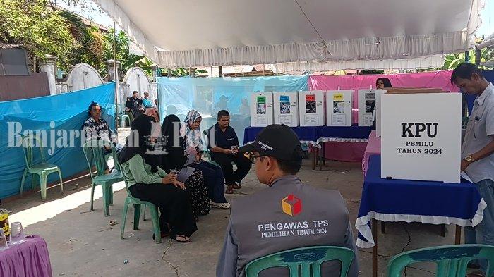 Sebut Pemilu Berjalan Lancar, Ketua KPU Rozy Maulana Umumkan Tidak ada PSU Pada 898 TPS Banjarbaru