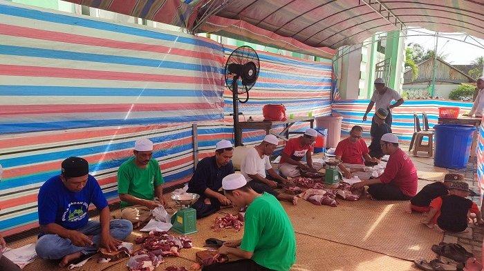 Iduladha 1443 H, Targetkan 1.200 Penerima, Masjid Darul Mu'minin Tanbu Potong 11 Ekor Sapi Kurban