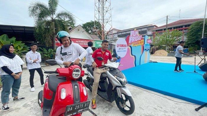 Yamaha Fun Friday “School Holic”, Bikin Heboh SMK Telkom Banjarbaru - Suasana-Yamaha-Fun-Friday-School-Holic-di-SMK-Telkom-Banjarbaru-Jumat-16062023.jpg