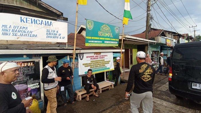 Antusias Sambut Haul Guru Sekumpul ke-20, Warga Trisakti Dirikan Posko Relawan Zona 8