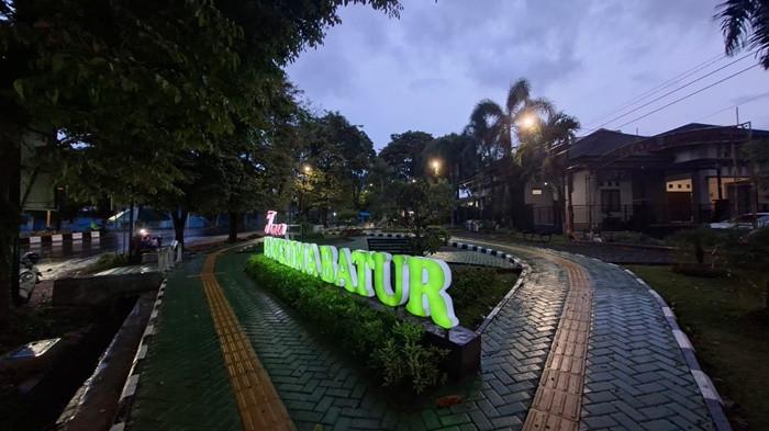 Wisata Kalsel: Jajanan UMKM Tersedia di Taman Panglima Batur Banjarbaru