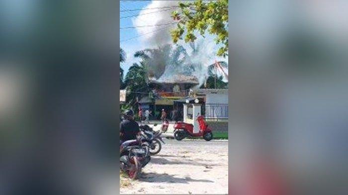 Ledakan KWH Listrik Diduga Picu Kebakaran Pondok Penjaga Kandang Sapi di Pangkalan Bun Kalteng
