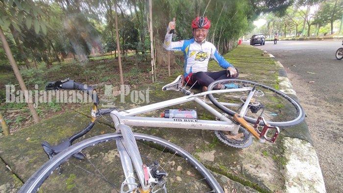 Alami Dua Kali Pecah Ban, Peserta Tour de Loksado 2024 Asal Sungai Tabuk Ini Terpaksa Dievakuasi