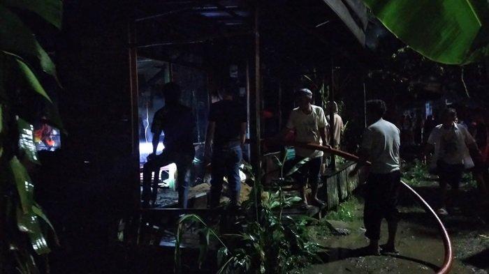 Tak Ada Penghuninya, Satu Buah Rumah di Desa Haur Batu Balangan Terbakar