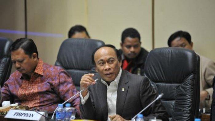 Wakil ketua Banggar DPR RI Muhidin M Said Roboh & Pingsan Dalam Rapat Paripurna, Berikut Profilnya