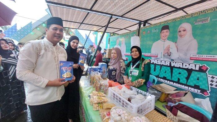 Baru Dibuka, Pasar Ramadan Banjarbaru Sudah Diserbu Warga, Dilengkapi Musala Bagi Pengunjung