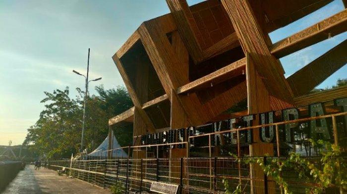 Cukup Kampung Ketupat