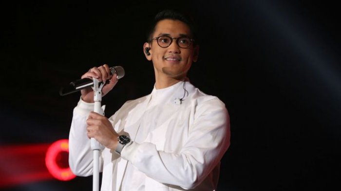 Duet Afgan dan Kirk Whalum Pancing Histeria Penonton di JJF 2017