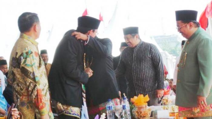 Ahok Perkenalkan Nachrowi Ramli sebagai Calon Wakilnya