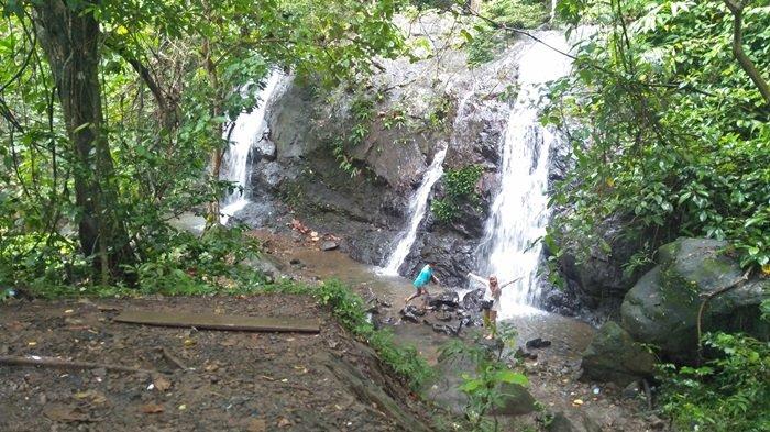 Wisata Air Terjun Bajuin Tanahlaut, Hanya Lima Ribu Rupiah Wisatawan Bisa Menikmati Dua Air Terjun