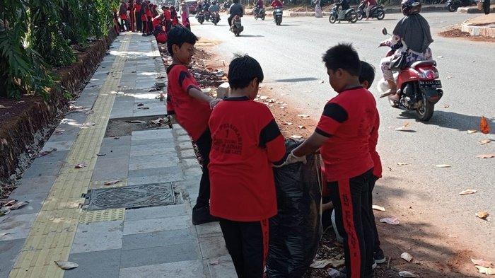 Tala Gencarkan Bersih-bersih Songsong Penilaian Adipura, Pegiat Lingkungan dan Pelajar Dilibatkan