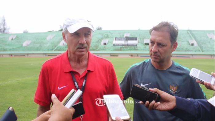 Alfred Riedl Berharap Suporter Timnas Indonesia Padati Stadion Pakansari