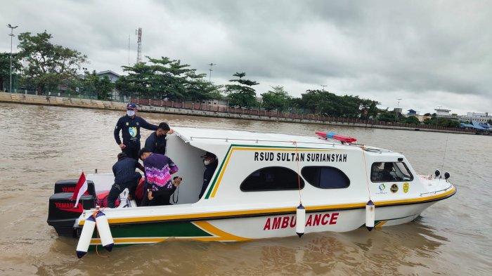 Puncak Hari Kesehatan Nasional ke 57, Pemko Banjarmasin Resmikan Ambulans Sungai