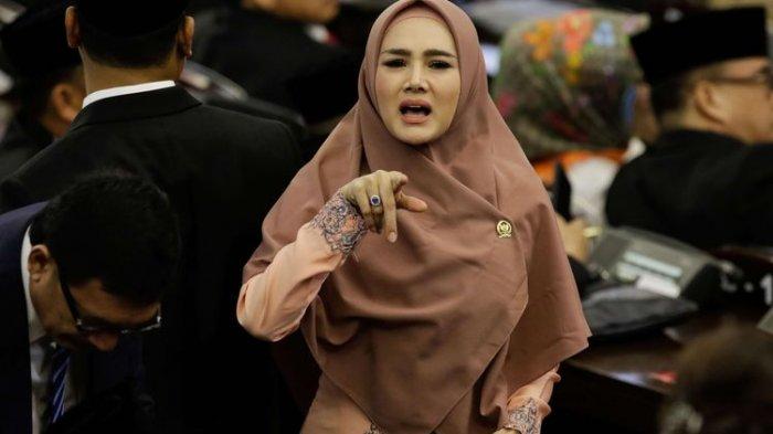 Mulan Jameela Kritik Cashback 50 Persen Ojol, Istri Ahmad Dhani : Turunkan Harga BBM