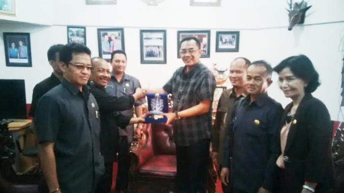 DPRD Katingan Belajar Susun Jadwal Sidang ke DPRD Palangkaraya