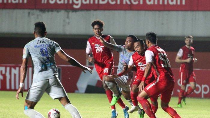 Jadwal Baru Liga 1 2022 Bakal Kuras Tenaga Pemain, ini Respon Milla soal Rumor Laga Persib v Persija
