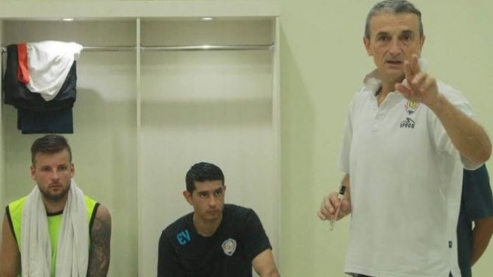 Kontrak Milomir Selsija di Arema Tak Diperpanjang