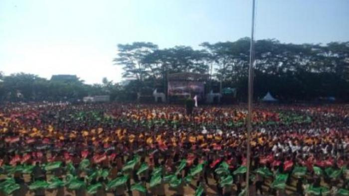 Tari Massal Ditampilkan pada Hari Jadi Kapuas