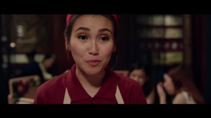 Ayu Ting Ting Posting Foto Bareng Pria Mirip Menpora Imam Nahrawi, Kekasih Barunya?