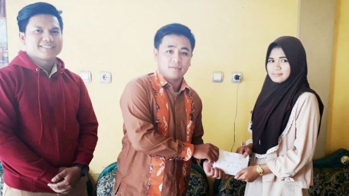 Hasil Baksos Penggalangan Dana Balangan Peduli Sudah Diserahkan ke Yudi