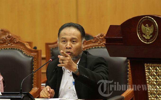 Bambang Ditangkap Terkait Pilkada Kota Waringin Barat 2010