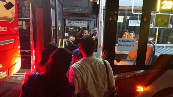 Usai Opening Ceremony Asian Games 2018 Penonton Asing Bingung saat Mau Pulang