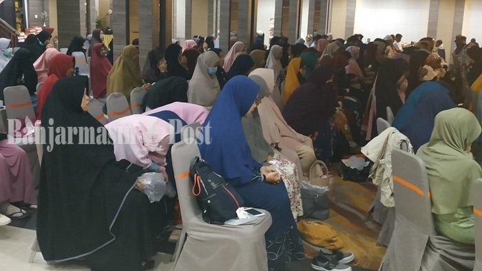 Mual Dirasa oleh Perempuan Berangsur Nyaman dan Tenang Setelah Ikuti Terapi Pengobatan Qurani