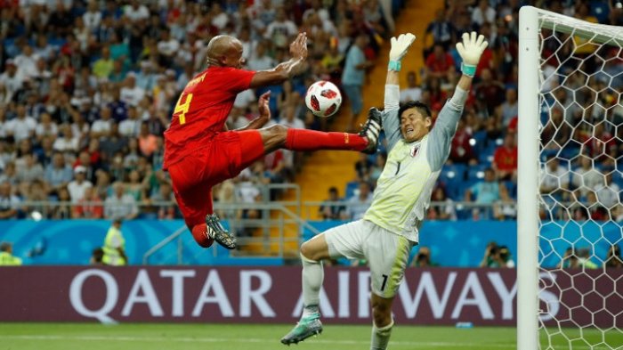 Ini Aksi Kiper Jepang yang 2 Kali Lakukan Penyelamatan Gemilang dari Sundulan Romelu Lukaku