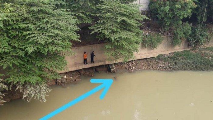 Satu Bocah Tenggelam di Kali Bekasi Ditemukan di Bawah Jembatan, Satu Lagi Korban Dicari