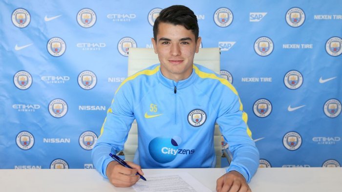 Dilirik Real Madrid, Pemain Muda Man City Ini Diupayakan untuk Dipertahankan