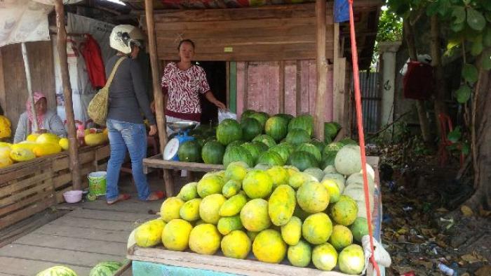 Semangka Laris Karena Ramadan Musim Panas