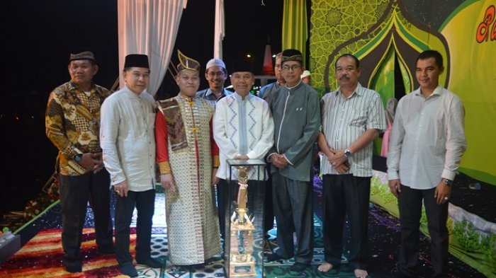 Group Sayyidil Mursalin Juara Parade Syair Maulid Se Kalimantan