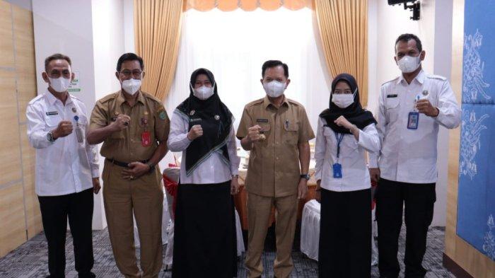 Terima Kunjungan BNNK HSS, Bupati Tapin Ajak Kerjasama Berantas Peredaran Narkoba