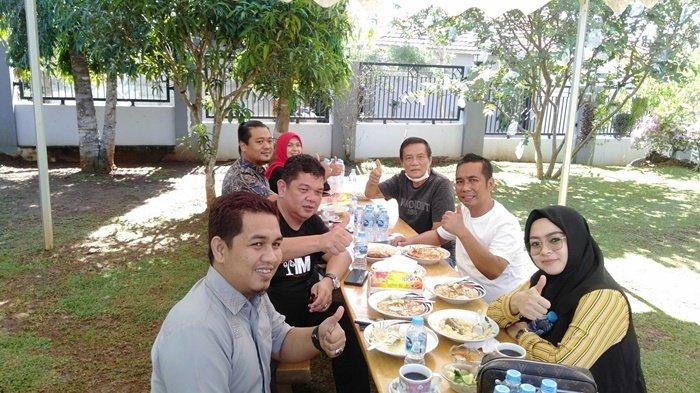 Pilkada Damai Kabupaten Tanbu, Ada Kesamaan Visi Misi, Paslon 01 dan 02 , Saling Merangkul