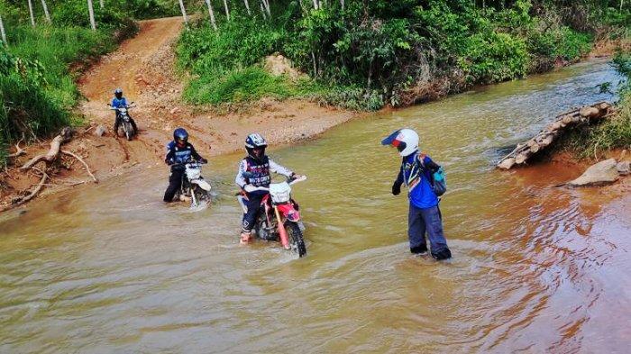 Crosser Kalsel Sambut 18 Crosser Dunia di Ajang Uncle Hard Enduro The Reuters South Borneo