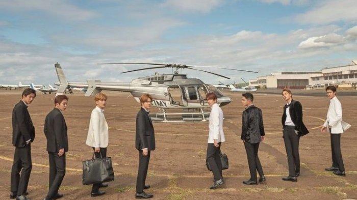 Tiga Member EXO Suho, Kai & Chen Tiba di Indonesia, Halau Penggemar Petugas Bandara Lakukan Ini